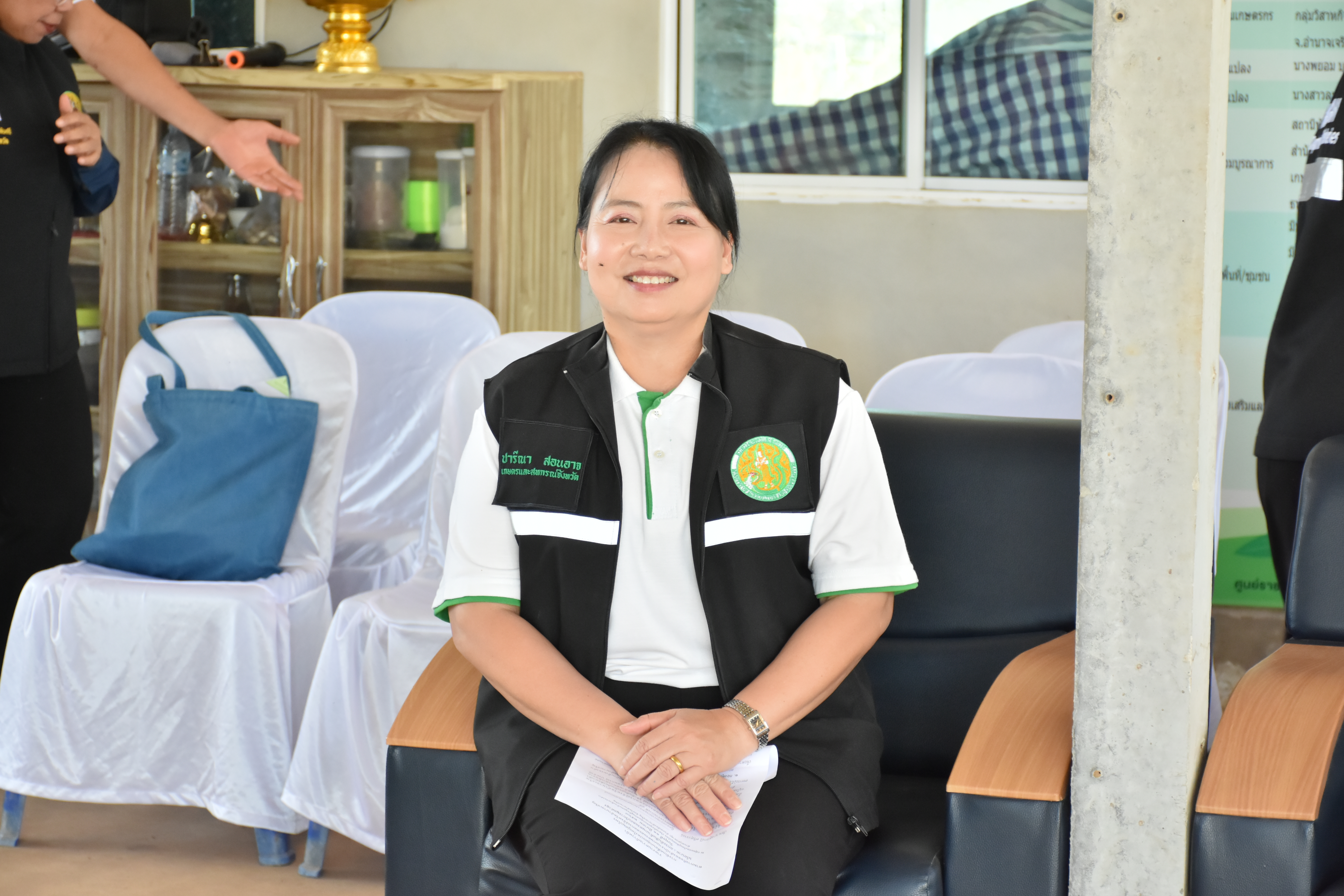 title - ผู้ตรวจราชการกระทรวงเกษตรและสหกรณ์ เขตตรวจราชการที่ 14 (นางสุวรรณี ศรีสุวรรณ์) และคณะผู้ตรวจราชการกรม ลงพื้นที่ตรวจติดตามนโยบายยกระดับสินค้าเกษตรและบริการมูลค่าสูง การพัฒนาสินค้าเกษตรมูลค่าสูง โครงการส่งเสริมและพัฒนาสินค้าเกษตรชีวภาพ (สมุนไพร) ณ แปลงใหญ่สมุนไพร หมู่ 10 บ้านห้วยร่องคำ ตำบลกุดปลาดุก อำเภอเมืองอำนาจเจริญ จังหวัดอำนาจเจริญ